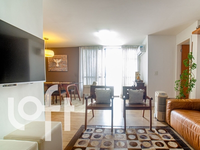 Apartamento à venda em Recreio dos Bandeirantes com 214 m², 3 quartos, 1 suíte, 2 vagas