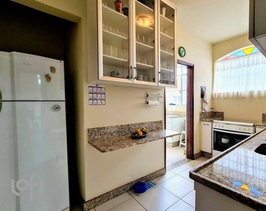 Apartamento à venda em Santa Lúcia com 166 m², 4 quartos, 1 suíte, 3 vagas