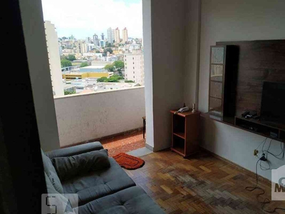 Apartamento com 3 quartos à venda no bairro Centro, 75m²