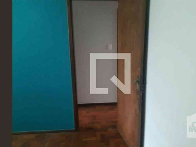 Apartamento com 3 quartos à venda no bairro Serra, 75m²