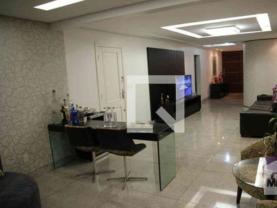 Apartamento com 4 quartos à venda no bairro Jaraguá, 178m²