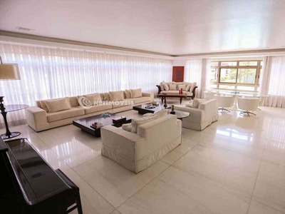 Apartamento com 4 quartos à venda no bairro Serra, 500m²