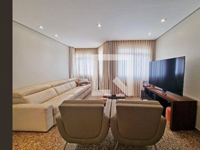 Apartamento para alugar com 4 dorms, 112m²