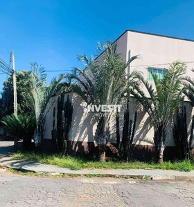 Casa com 2 quartos à venda no bairro Urias Magalhães, 100m²