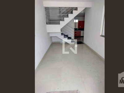 Casa com 3 quartos à venda no bairro Alvorada, 125m²