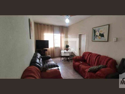 Casa com 3 quartos à venda no bairro Glória, 173m²