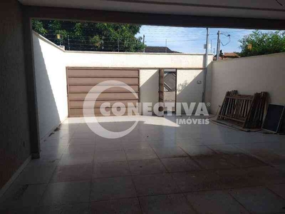 Casa com 3 quartos à venda no bairro Parque Anhanguera, 127m²