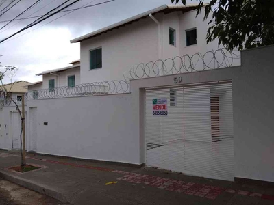 Casa com 3 quartos à venda no bairro Planalto, 100m²