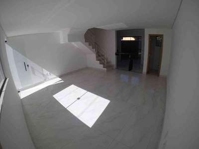 Casa com 3 quartos à venda no bairro Planalto, 120m²