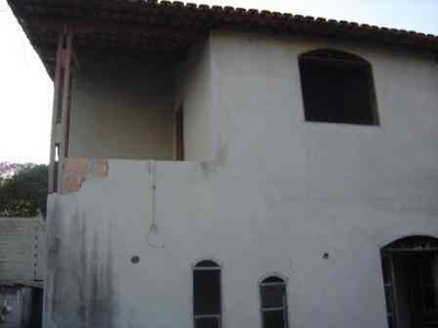 Casa com 4 quartos à venda no bairro Braúnas