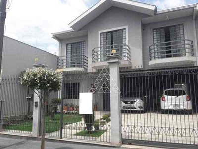 Casa com 4 quartos à venda no bairro Conjunto Habitacional Marumbi