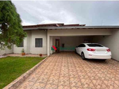 Casa com 5 quartos à venda no bairro Interlagos, 270m²
