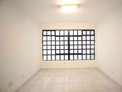 Sala para alugar no bairro Sion, 16m²