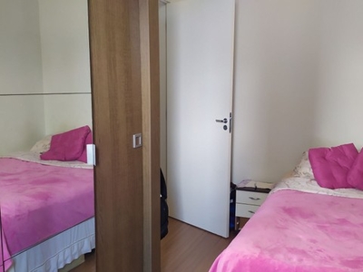 Alugo quarto mobiliado em Sarandi, em apto. Vaga feminina.