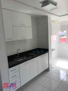 Apartamento com 2 dormitórios à venda, 48 m² por R$ 290.000