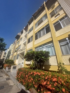 Apartamento para venda tem 55 m² com 2 quartos em Zé Garoto - São Gonçalo - RJ