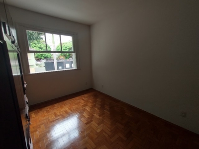 Belo Horizonte - Apartamento Padrão - Funcionários