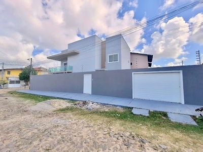 Casa com 3 dormitórios para alugar, 209 m² por R$ 2.400,00/ano - São Bento - Fortaleza/CE