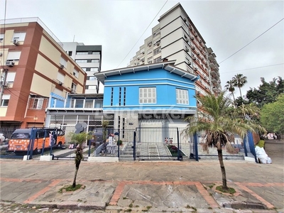 Casa de 3 quartos para alugar no bairro Floresta