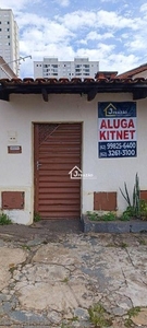 Kitnet com 1 dormitório para alugar, 30 m² por R$ 620,00/mês - Vila Monticelli - Goiânia/G