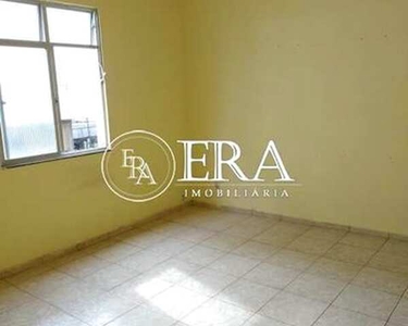 Méier- Rua Aristides Caire- Apartamento desocupado, 2 quartos, dependência completa