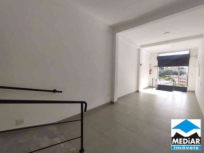 Andar para alugar no bairro São Geraldo, 25m²