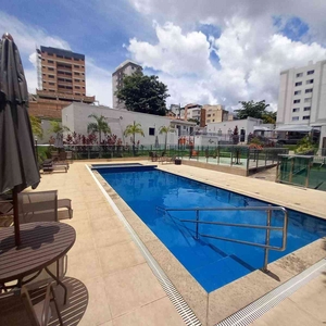 Apartamento com 2 quartos à venda no bairro Cabral, 66m²