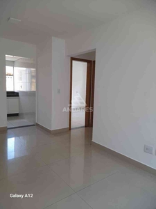 Apartamento com 2 quartos para alugar no bairro Europa, 61m²