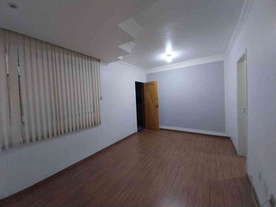 Apartamento com 3 quartos para alugar no bairro Silveira, 70m²