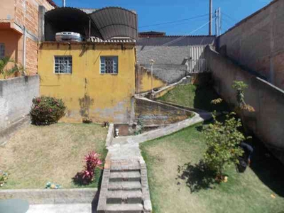 Casa com 11 quartos à venda no bairro Palmeiras, 300m²