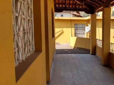 Casa com 4 quartos à venda no bairro Flamengo, 320m²
