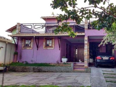 Casa com 4 quartos à venda no bairro Milionários, 500m²