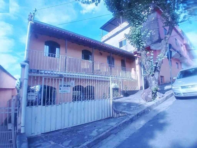 Casa com 5 quartos à venda no bairro Nova Cintra, 207m²