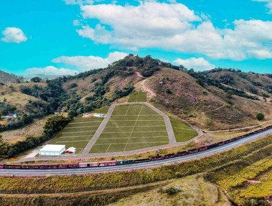 Fazenda à venda no bairro Zona Rural, 1000m²