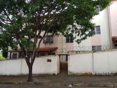 Apartamento com 2 quartos à venda no bairro Cândida Ferreira, 104m²