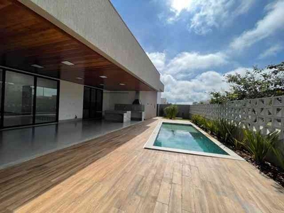 Casa em Condomínio com 4 quartos à venda no bairro Portal do Sol Green, 335m²