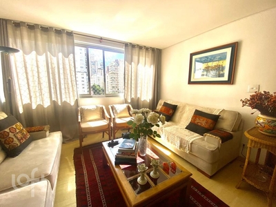 Apartamento à venda em Jardim América com 129 m², 3 quartos, 1 suíte, 1 vaga