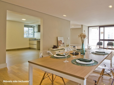 Apartamento à venda em Jardim Paulista com 198 m², 3 quartos, 3 suítes, 1 vaga