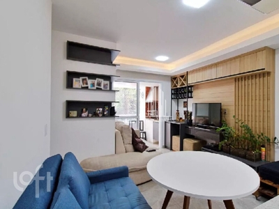 Apartamento à venda em Vila Andrade com 65 m², 3 quartos, 2 suítes, 2 vagas