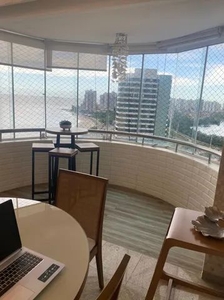 Apartamento com 02 quartos, andar alto com vista pro mar na Ponta D'Areia.