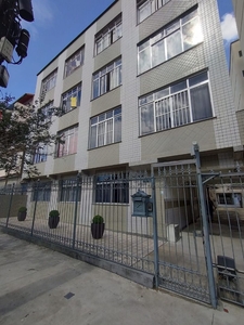 Apartamento em Centro, Nova Friburgo/RJ de 80m² 3 quartos à venda por R$ 379.000,00