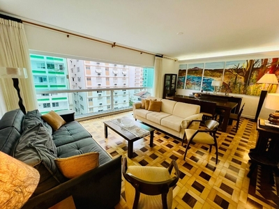 Apartamento em Gonzaga, Santos/SP de 220m² 3 quartos à venda por R$ 1.090.000,00 ou para locação R$ 5.500,00/mes