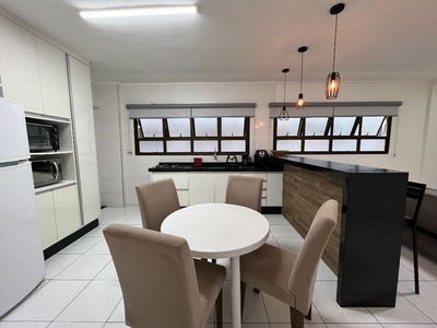 Apartamento em Vila Guilhermina, Praia Grande/SP de 75m² 2 quartos à venda por R$ 464.000,00