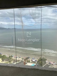 APARTAMENTO FRENTE MAR NOVO