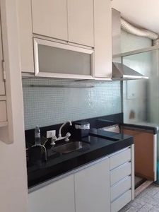 Apartamento reformado e planejado com duas suítes no centro de Alphaville