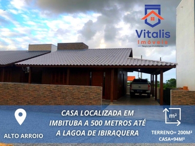Casa á venda em Imbituba, localizada no bairro Alto Arroio, á 500m até a lagoa