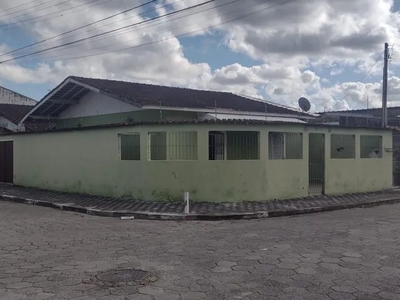 Casa com 3 dormitórios no Bairro Vera Cruz Mongaguá