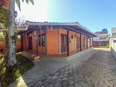 Casa em Armacao Do Itapocoroi, Penha/SC de 330m² 2 quartos à venda por R$ 728.000,00