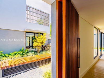 Casa em Condomínio para venda em São Paulo / SP, Moema, 3 dormitórios, 4 banheiros, 3 suítes, 4 garagens