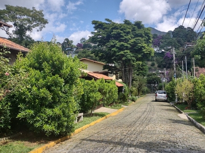 Casa em Cônego, Nova Friburgo/RJ de 168m² 4 quartos à venda por R$ 899.000,00